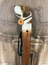 Sehr großer handgeschnitzter